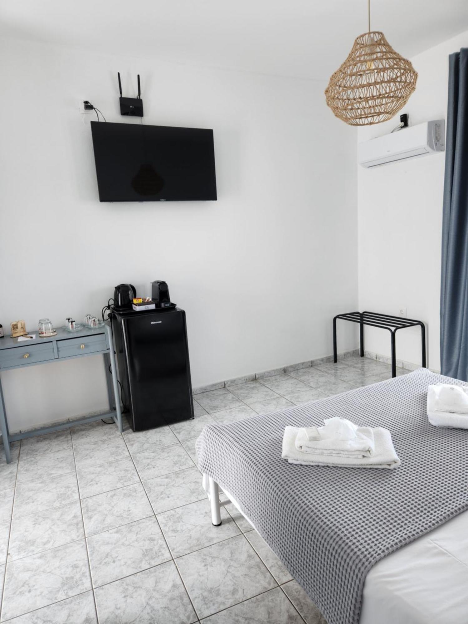 Eleios Hotel Serifos Livadi  Dış mekan fotoğraf